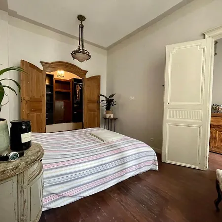 Bourgeois De 100m Carre Au Coeur De